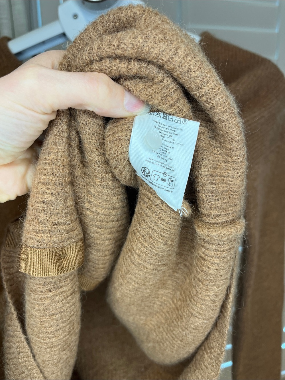 Sezane Gaspard Button-Front Crewneck Cardigan in Camel Brown XS Like New - Picture 5 of 6